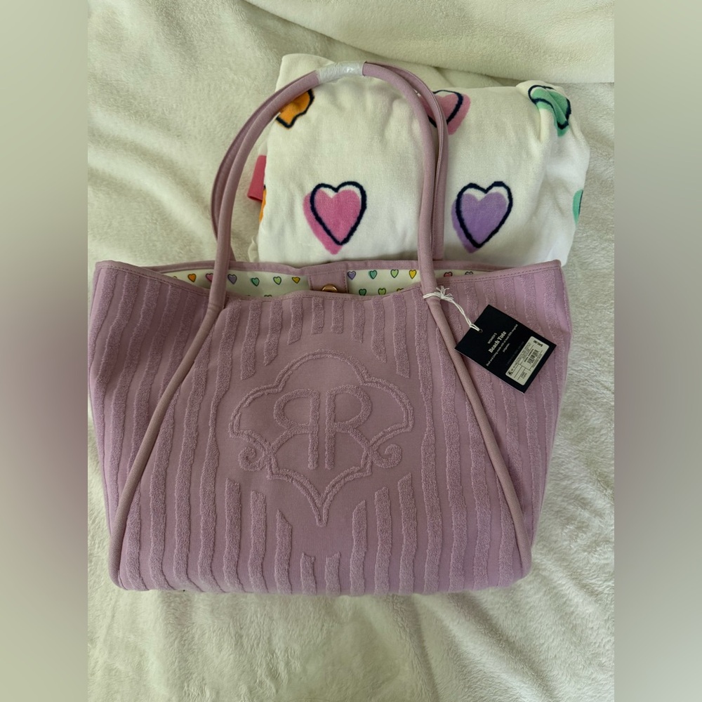 Roller Rabbit x Target Beach Tote & Towel purple and hearts matching set - Picture 5 of 12